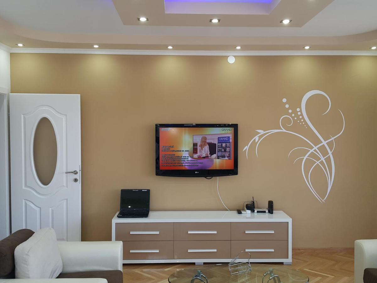 Snezana Apartment Ohrid Buitenkant foto