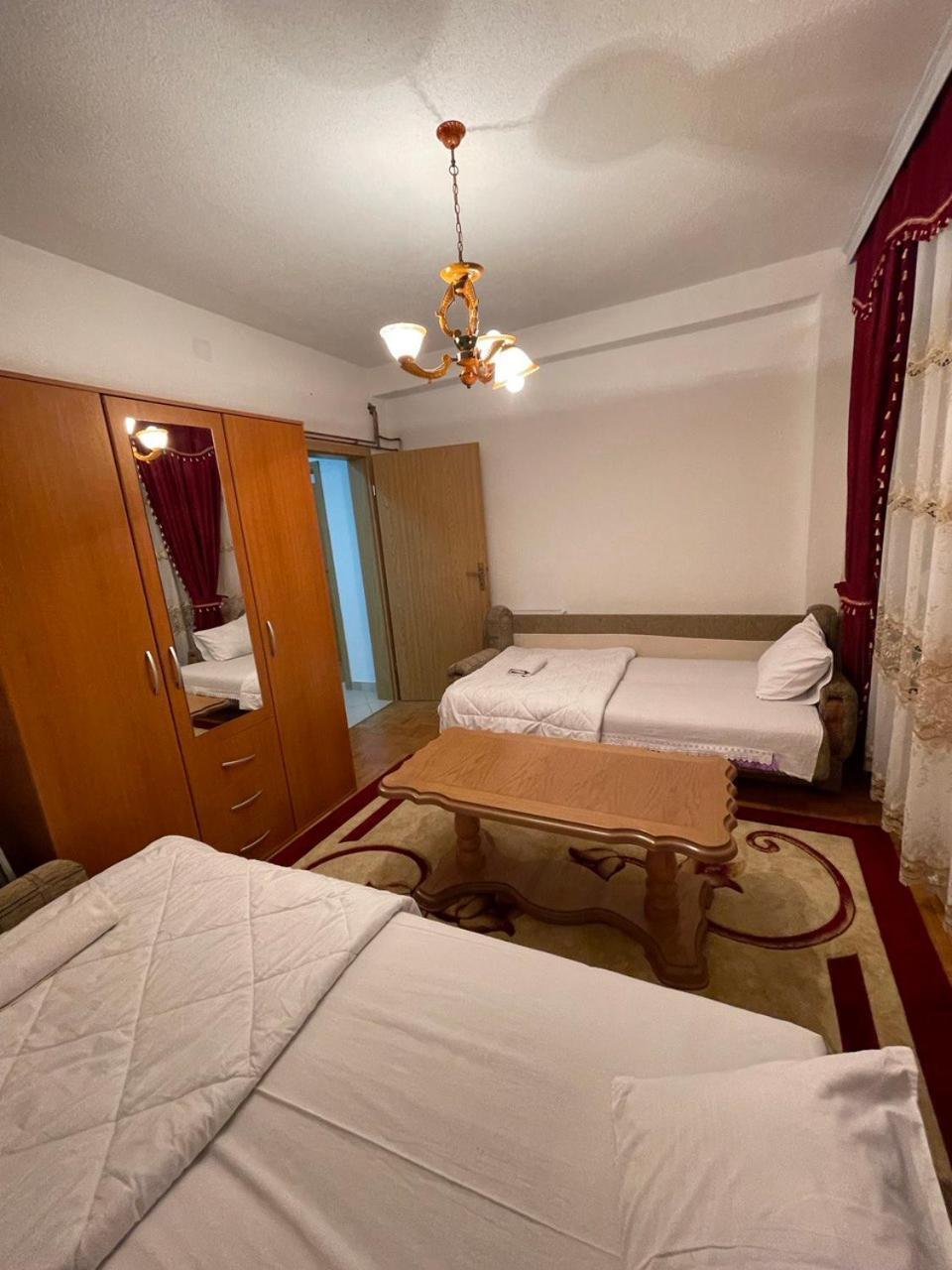 Snezana Apartment Ohrid Buitenkant foto