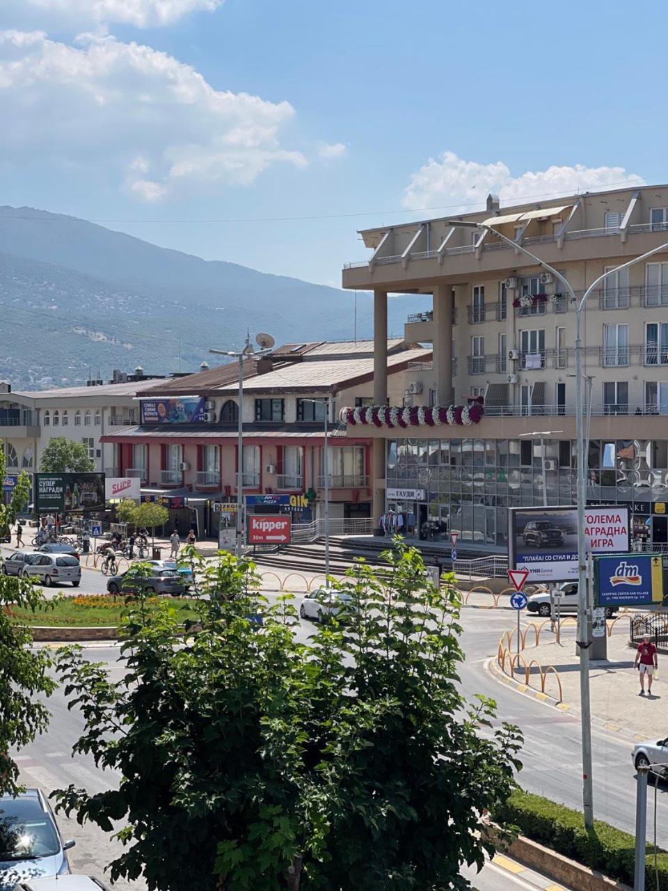 Snezana Apartment Ohrid Buitenkant foto